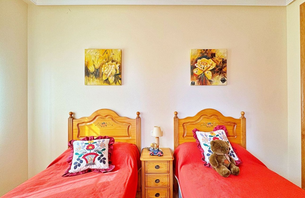 Herverkoop - Town House -
Orihuela Costa - Costa Blanca