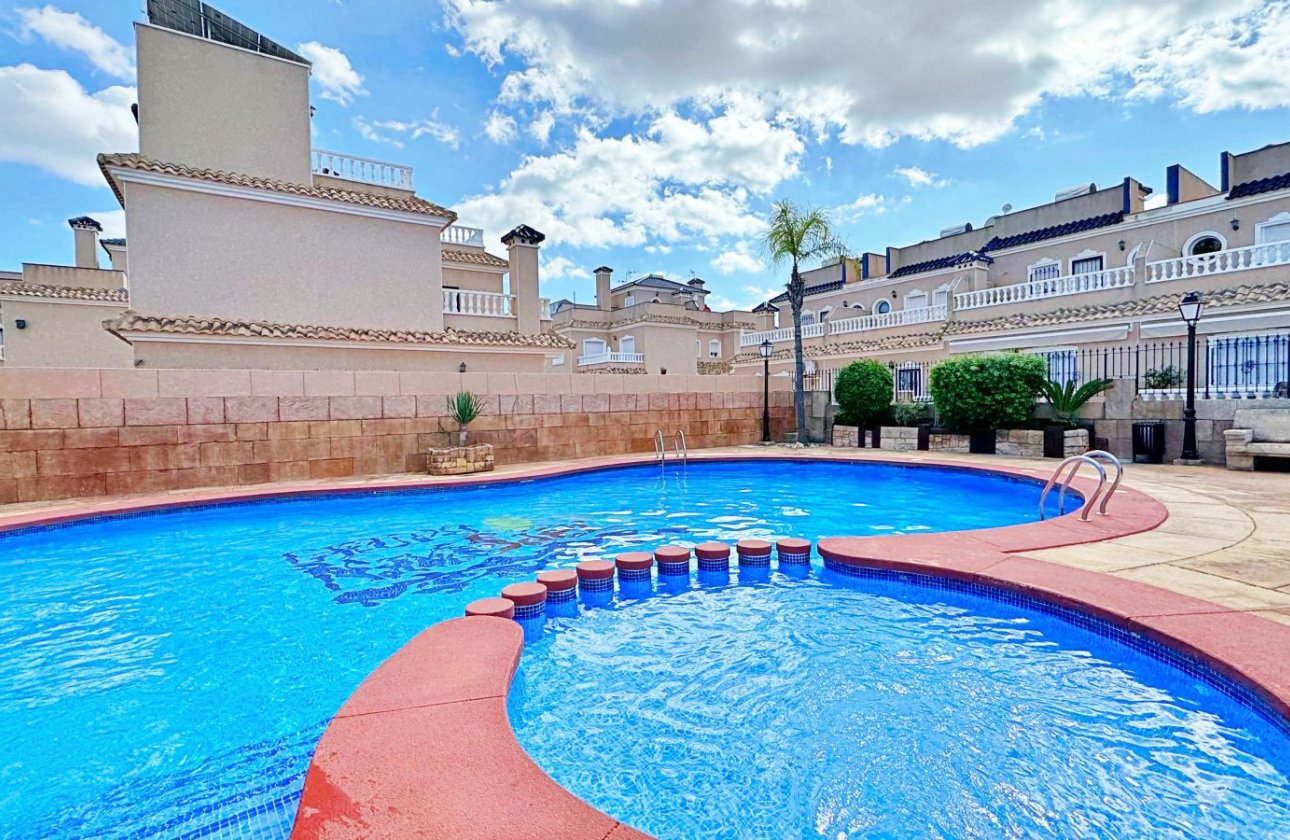 Herverkoop - Town House -
Orihuela Costa - Costa Blanca