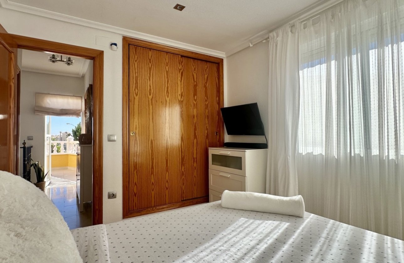 Herverkoop - Town House -
Orihuela Costa - Costa Blanca