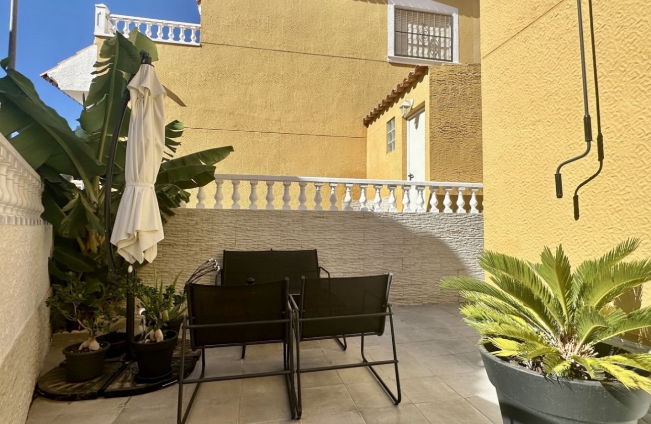 Herverkoop - Town House -
Orihuela Costa - Costa Blanca