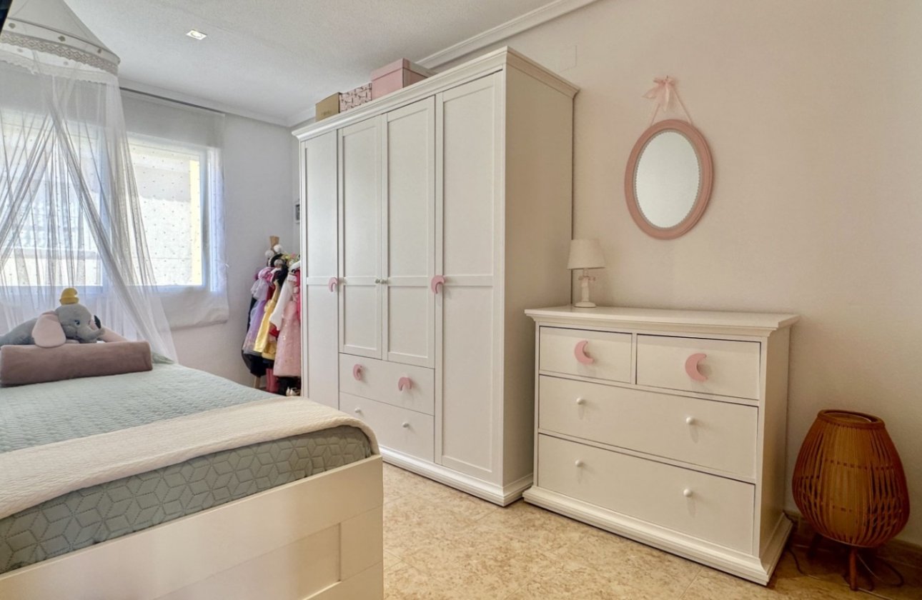 Herverkoop - Town House -
Orihuela Costa - Costa Blanca