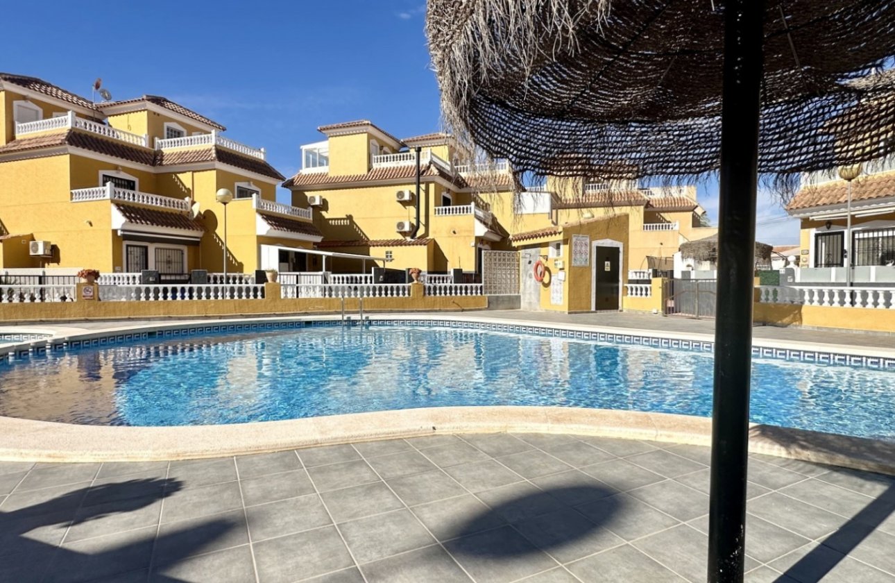 Herverkoop - Town House -
Orihuela Costa - Costa Blanca