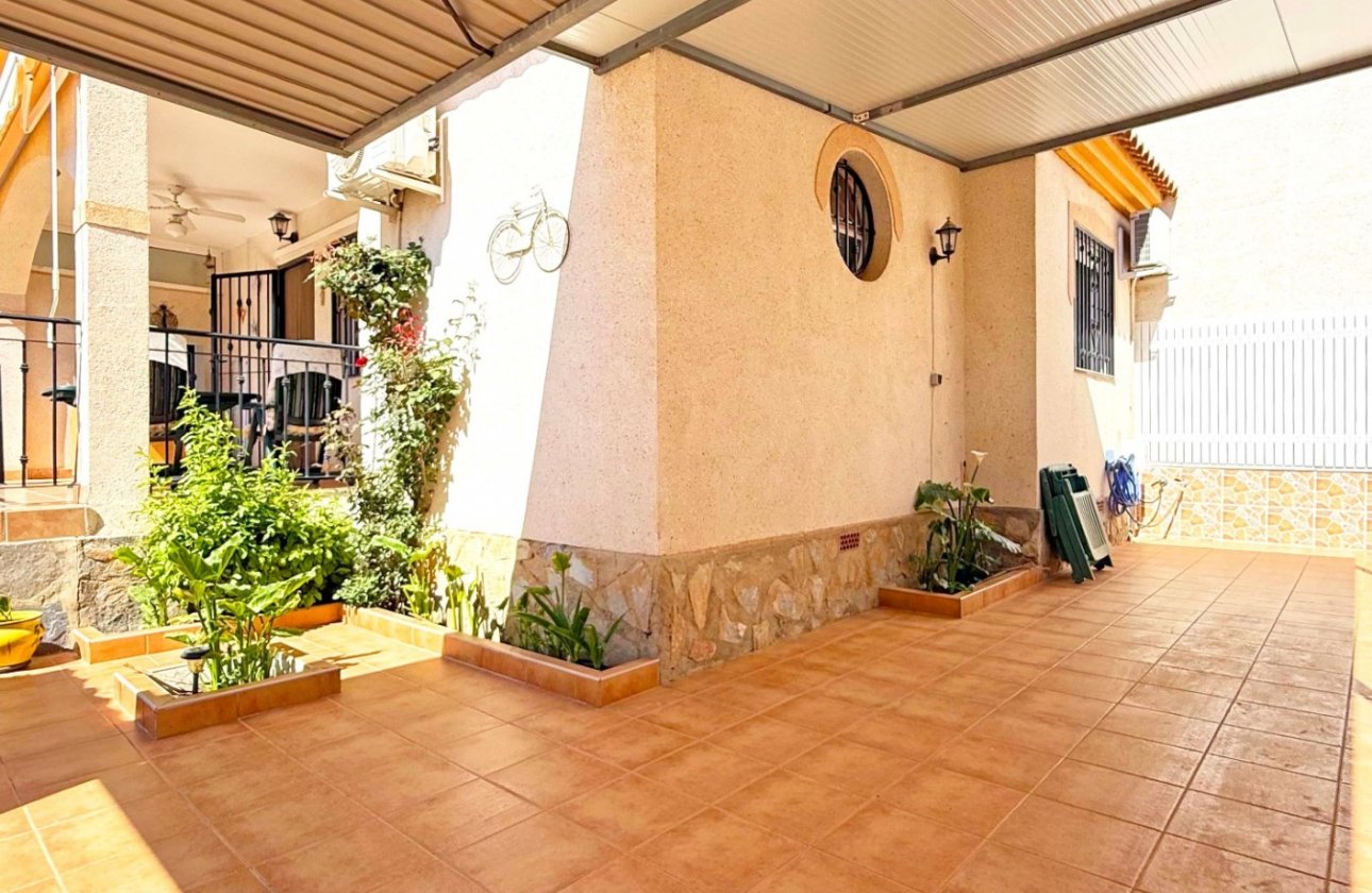 Herverkoop - Town House -
Orihuela Costa - Costa Blanca