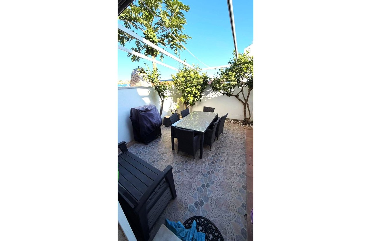 Herverkoop - Town House -
Orihuela Costa - Costa Blanca