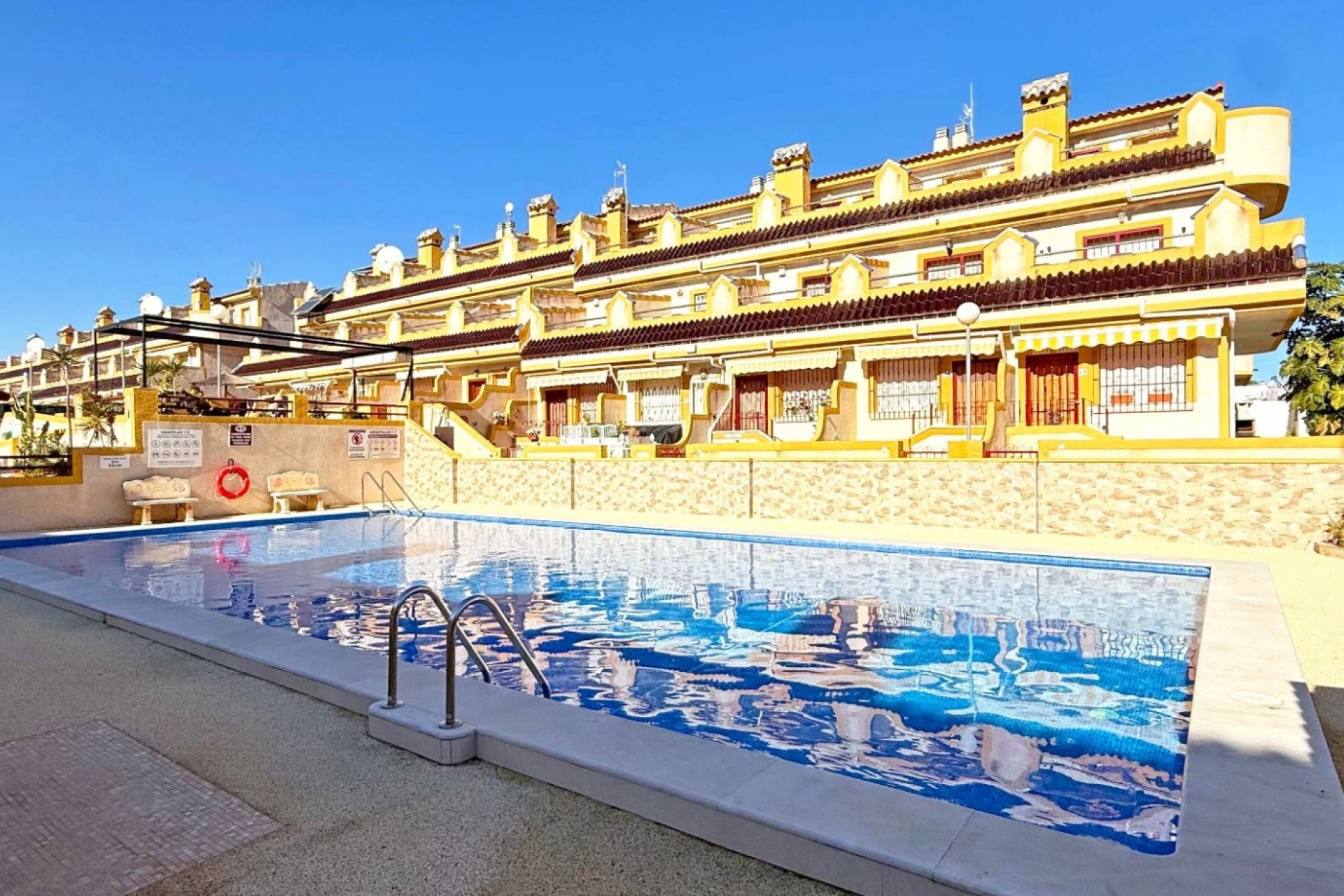 Herverkoop - Town House -
Orihuela Costa - Costa Blanca