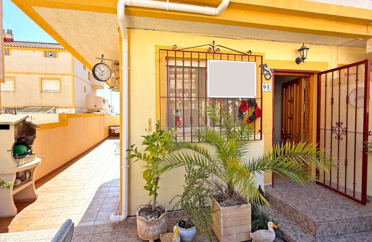 Herverkoop - Town House -
Orihuela Costa - Costa Blanca