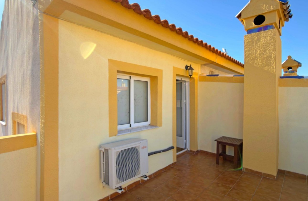 Herverkoop - Town House -
Orihuela Costa - Costa Blanca