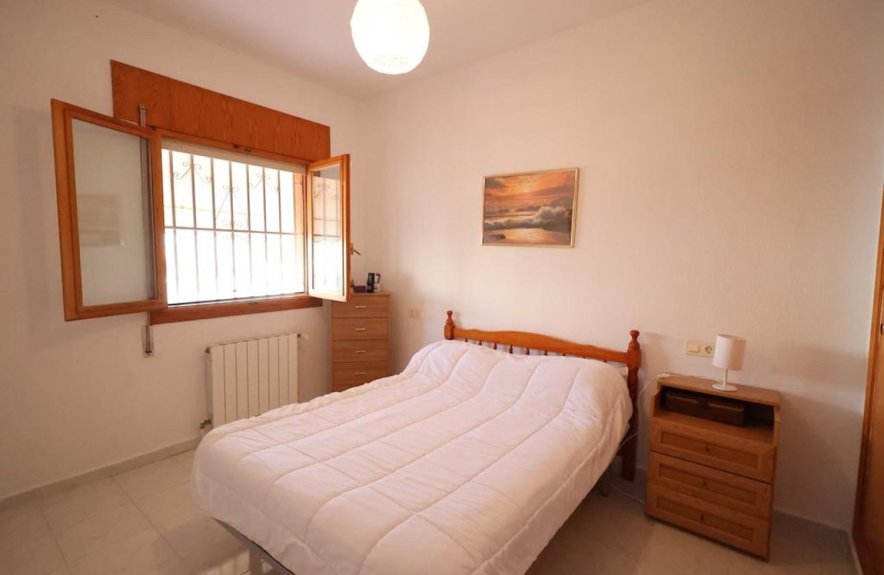 Herverkoop - Town House -
Orihuela Costa - Costa Blanca