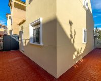 Herverkoop - Town House -
Orihuela Costa - Costa Blanca