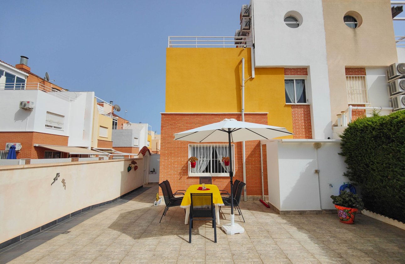 Herverkoop - Town House -
Orihuela Costa - Costa Blanca