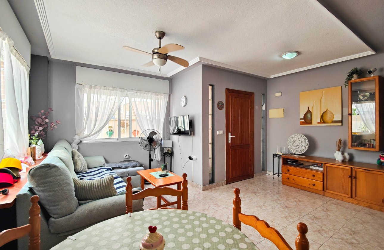 Herverkoop - Town House -
Orihuela Costa - Costa Blanca