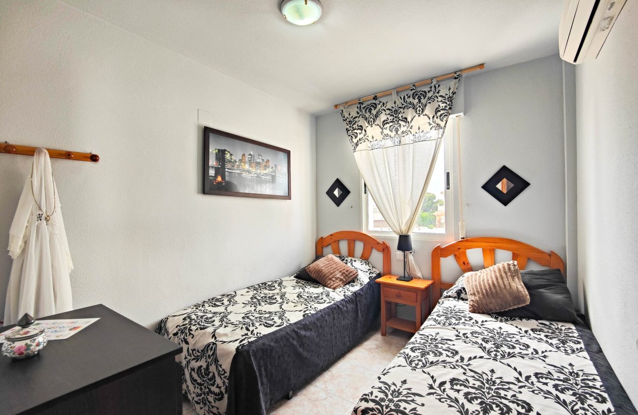 Herverkoop - Town House -
Orihuela Costa - Costa Blanca