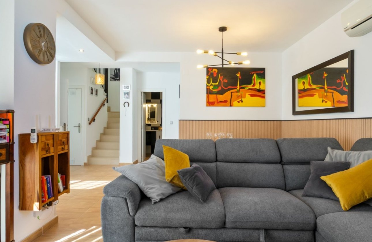 Herverkoop - Town House -
Orihuela Costa - Costa Blanca