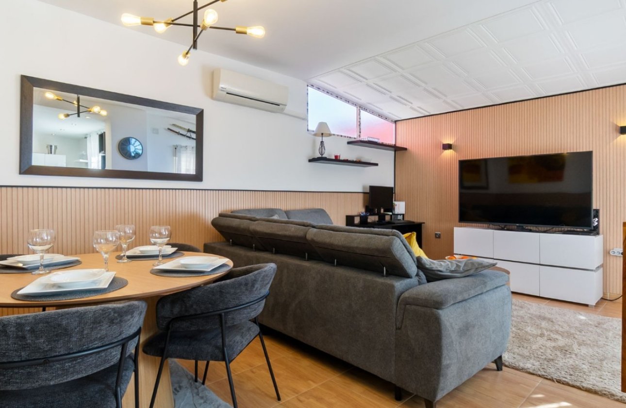 Herverkoop - Town House -
Orihuela Costa - Costa Blanca