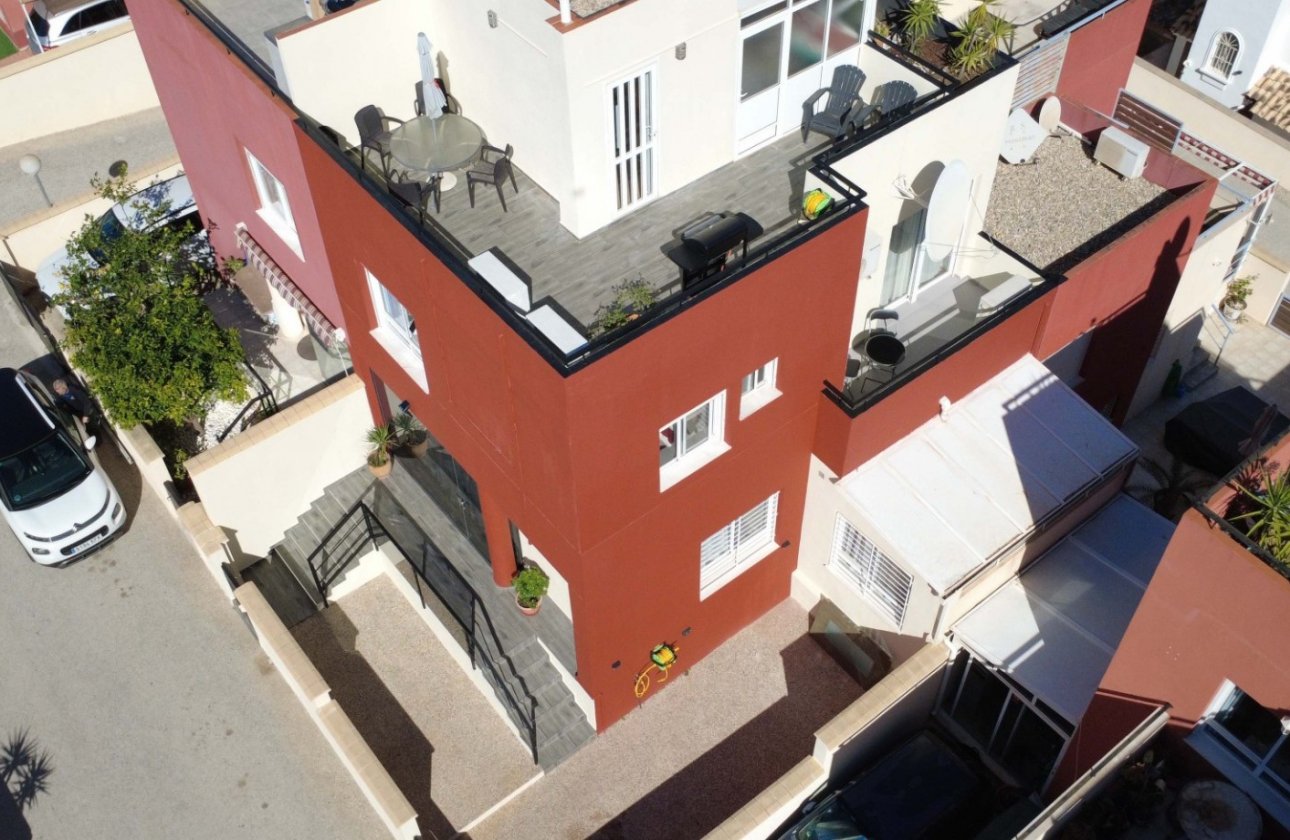 Herverkoop - Town House -
Orihuela Costa - Costa Blanca