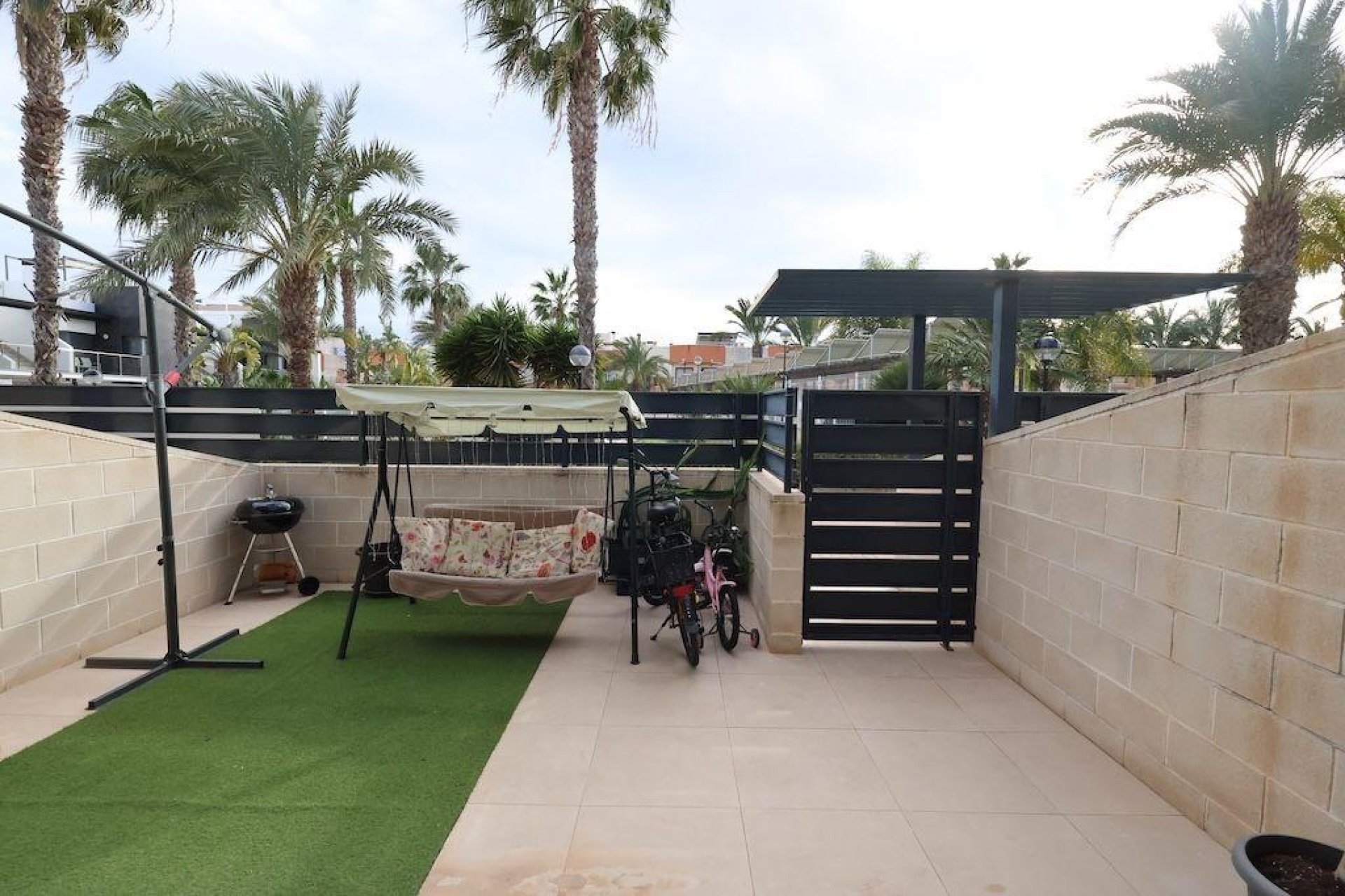 Herverkoop - Town House -
Orihuela Costa - Costa Blanca