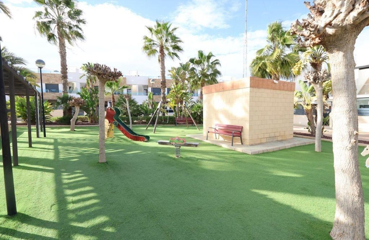 Herverkoop - Town House -
Orihuela Costa - Costa Blanca