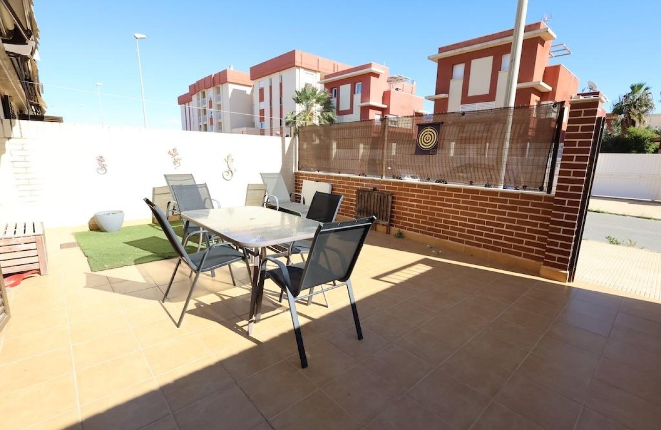 Herverkoop - Town House -
Orihuela Costa - Costa Blanca
