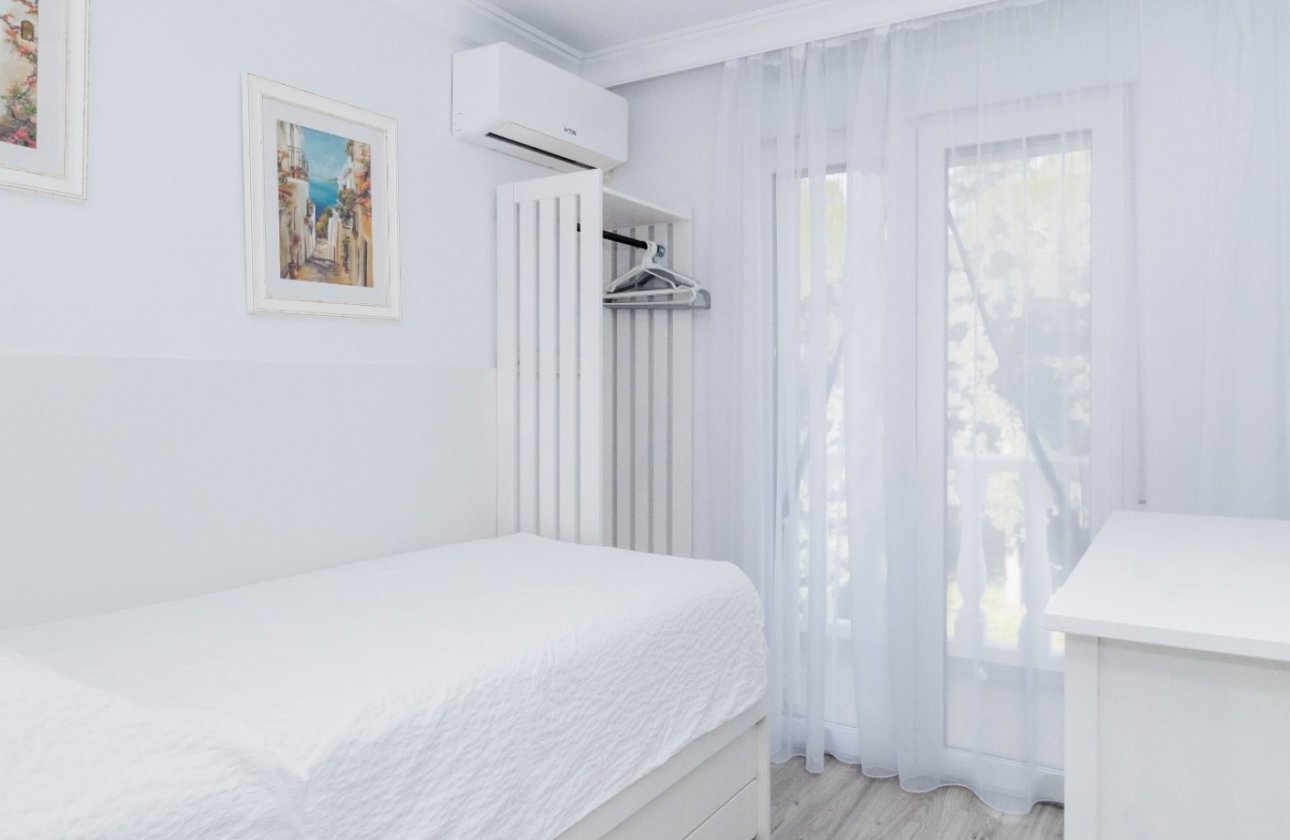 Herverkoop - Town House -
Orihuela Costa - Costa Blanca