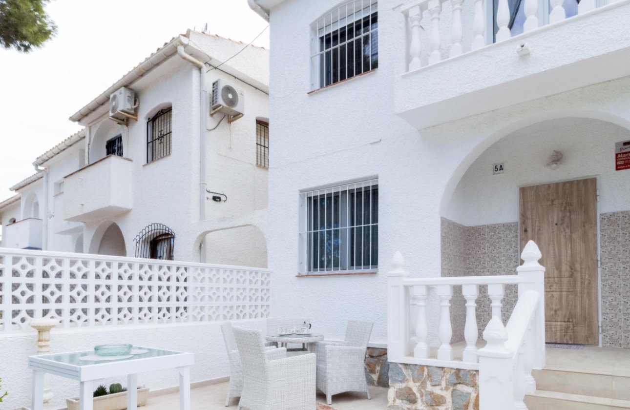Herverkoop - Town House -
Orihuela Costa - Costa Blanca