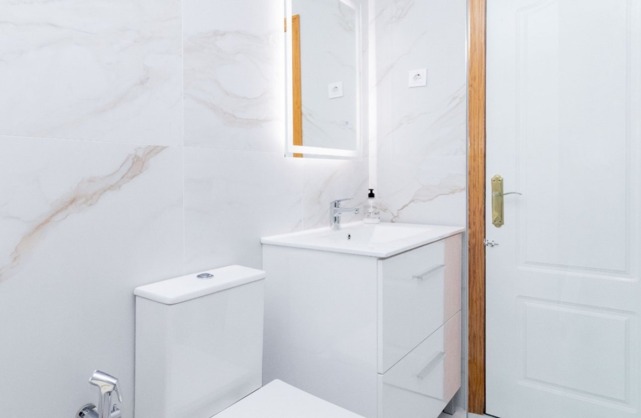 Herverkoop - Town House -
Orihuela Costa - Costa Blanca