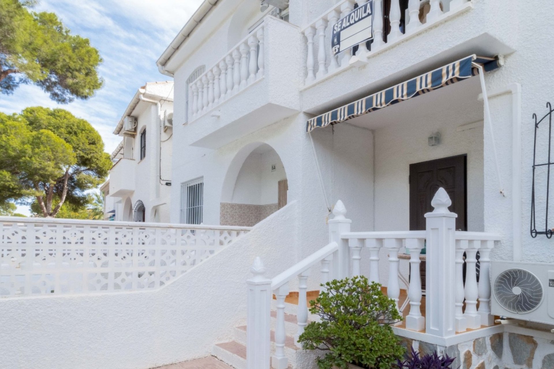 Herverkoop - Town House -
Orihuela Costa - Costa Blanca