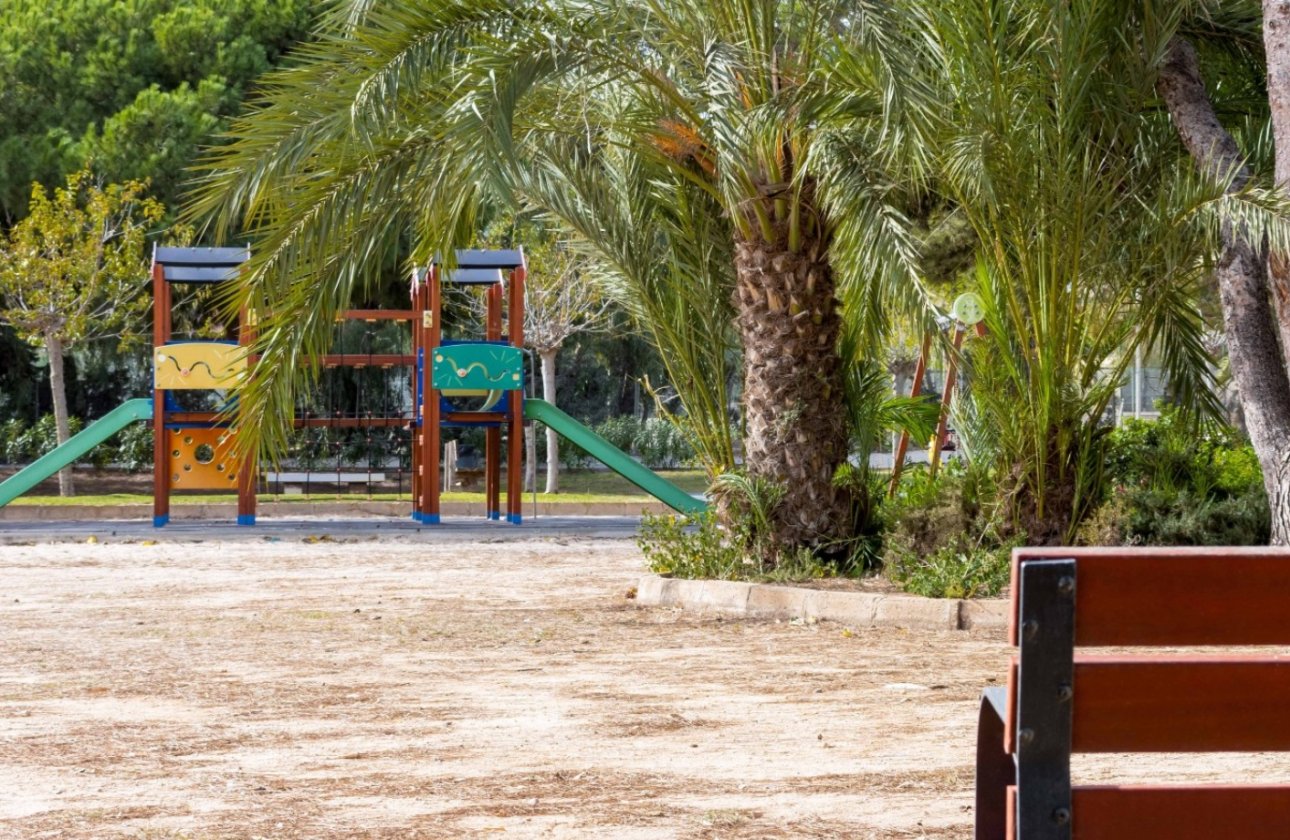 Herverkoop - Town House -
Orihuela Costa - Costa Blanca