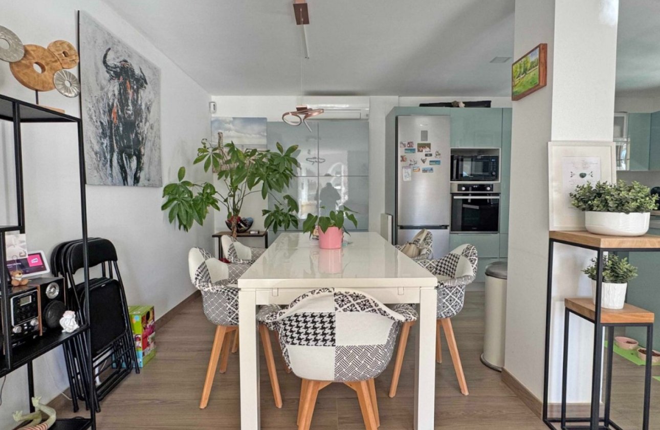 Herverkoop - Town House -
Orihuela Costa - Costa Blanca