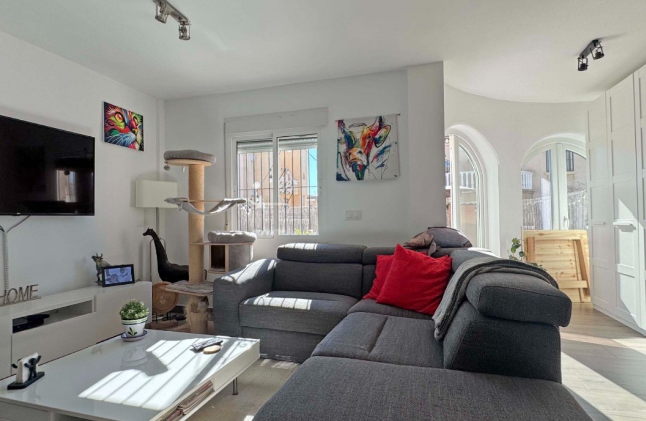 Herverkoop - Town House -
Orihuela Costa - Costa Blanca