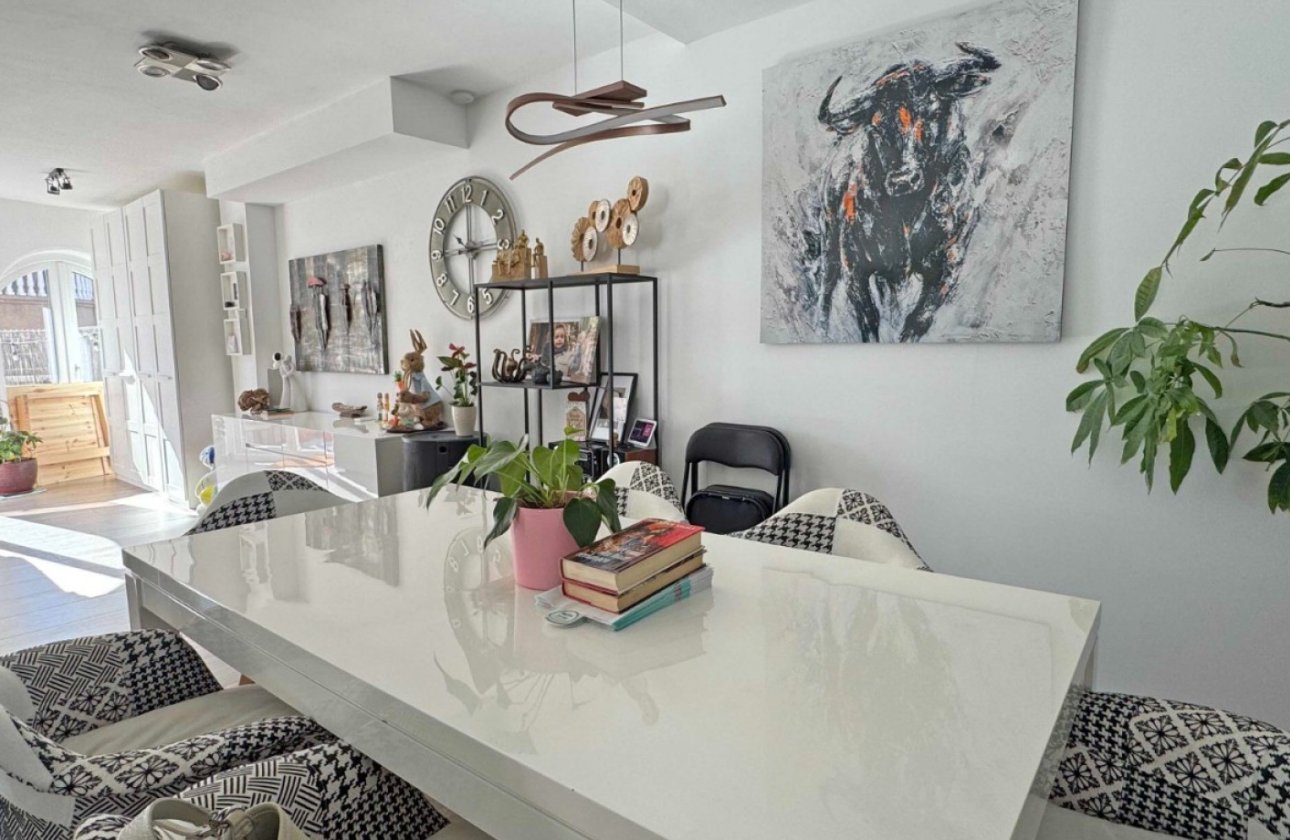 Herverkoop - Town House -
Orihuela Costa - Costa Blanca