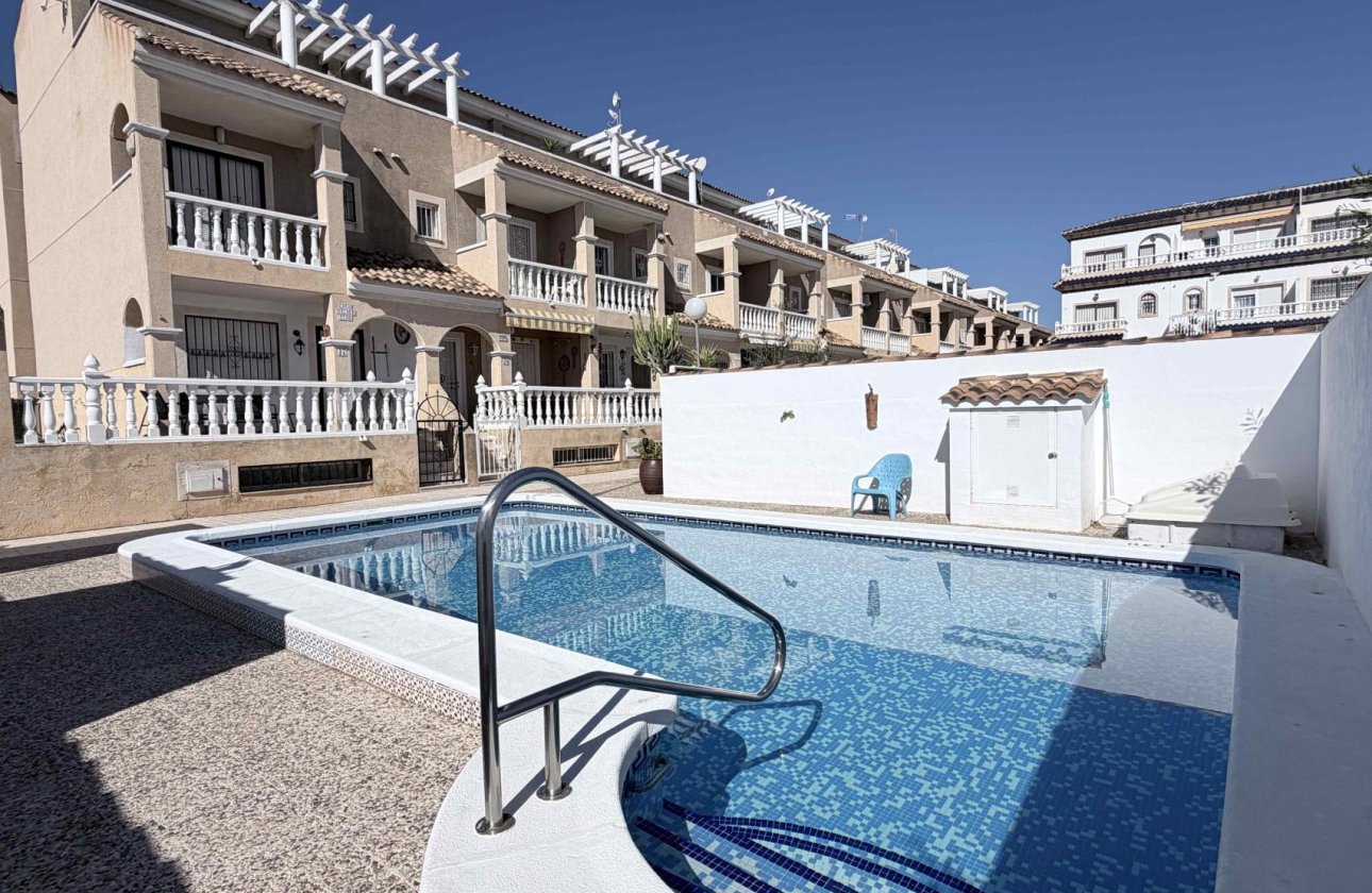 Herverkoop - Town House -
Orihuela Costa - Costa Blanca
