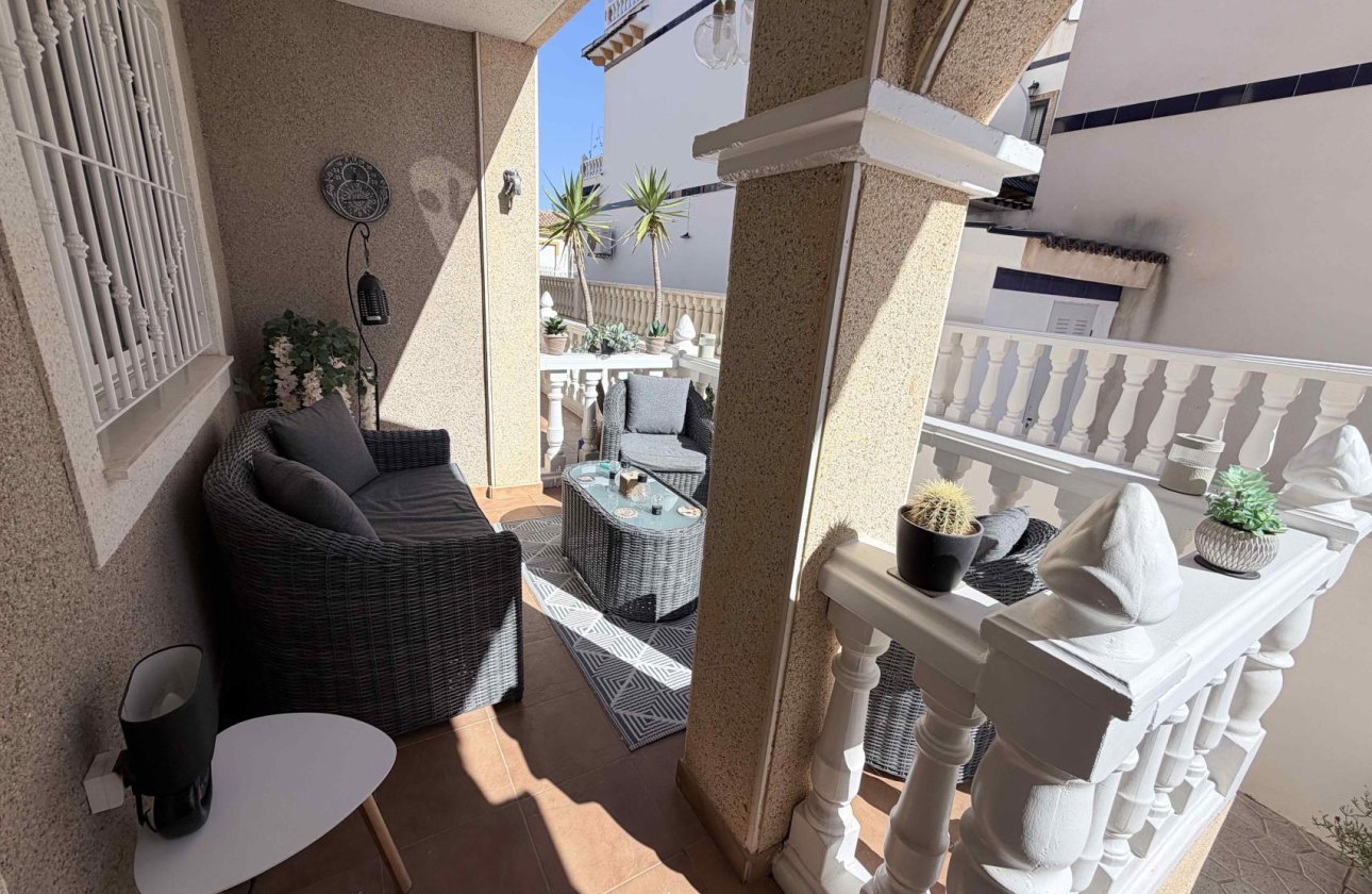 Herverkoop - Town House -
Orihuela Costa - Costa Blanca