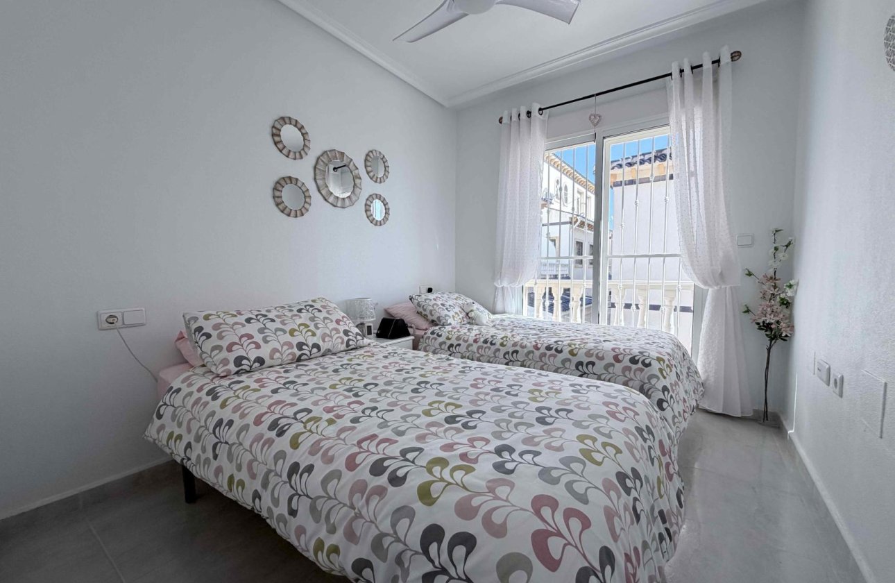 Herverkoop - Town House -
Orihuela Costa - Costa Blanca