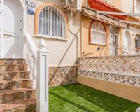 Herverkoop - Town House -
Orihuela Costa - Costa Blanca