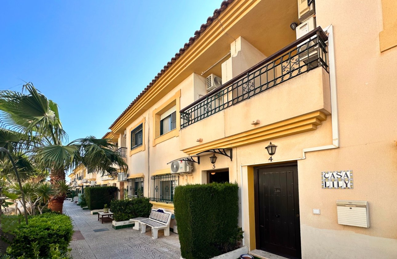 Herverkoop - Town House -
Orihuela Costa - Costa Blanca