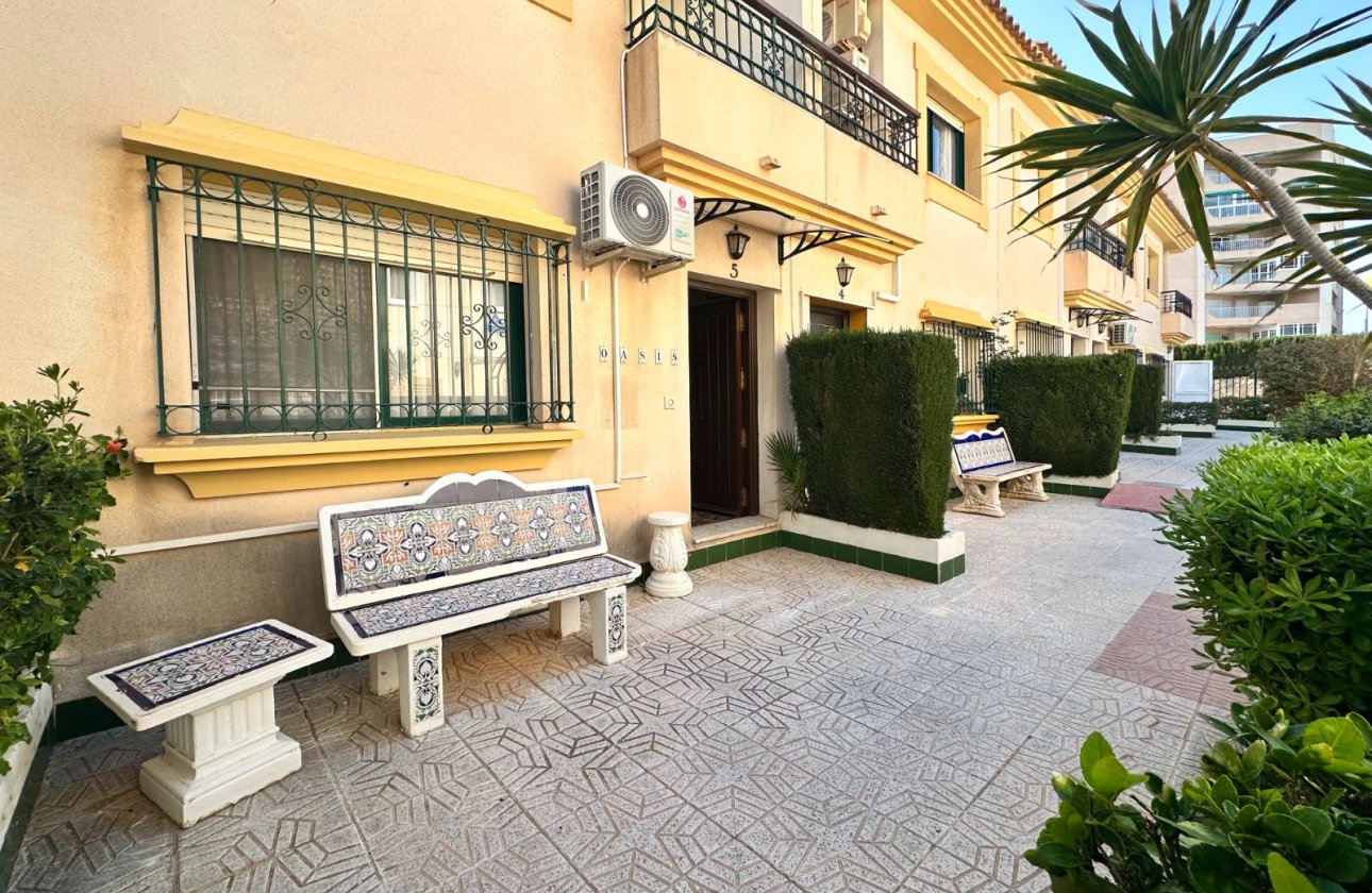 Herverkoop - Town House -
Orihuela Costa - Costa Blanca