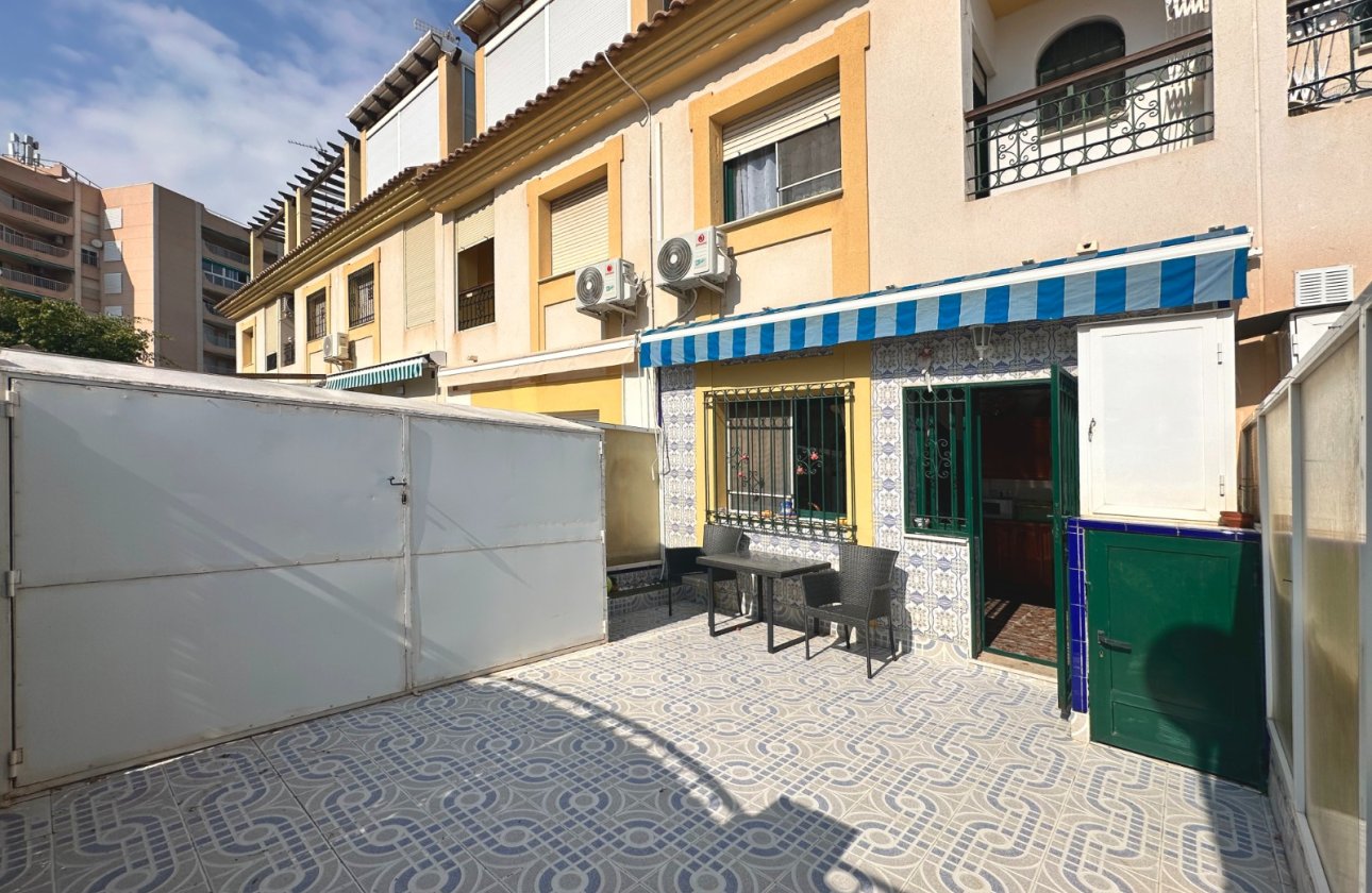 Herverkoop - Town House -
Orihuela Costa - Costa Blanca