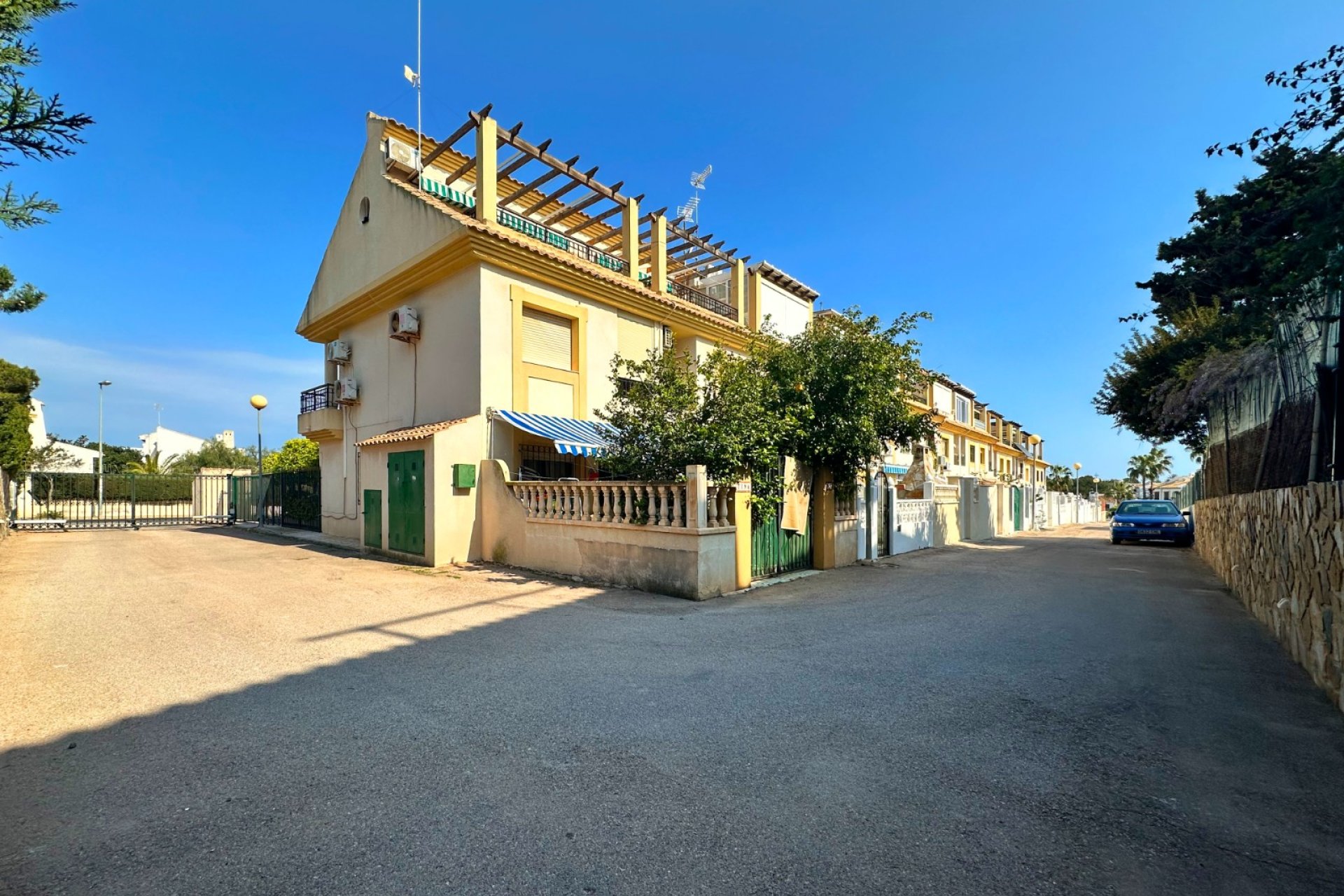 Herverkoop - Town House -
Orihuela Costa - Costa Blanca