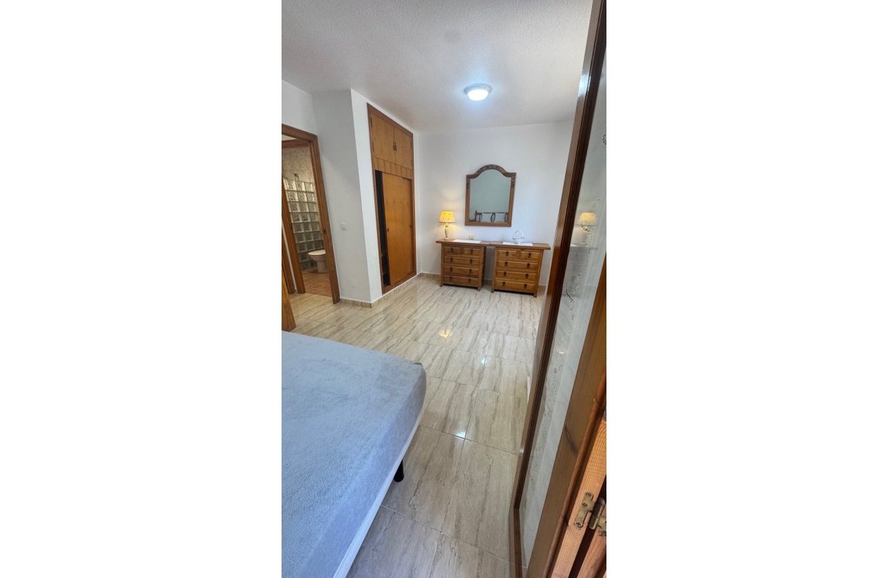 Herverkoop - Town House -
Orihuela Costa - Costa Blanca