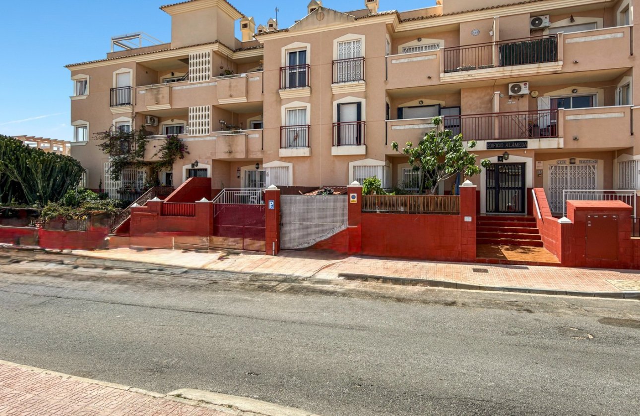 Herverkoop - Town House -
Orihuela Costa - Costa Blanca