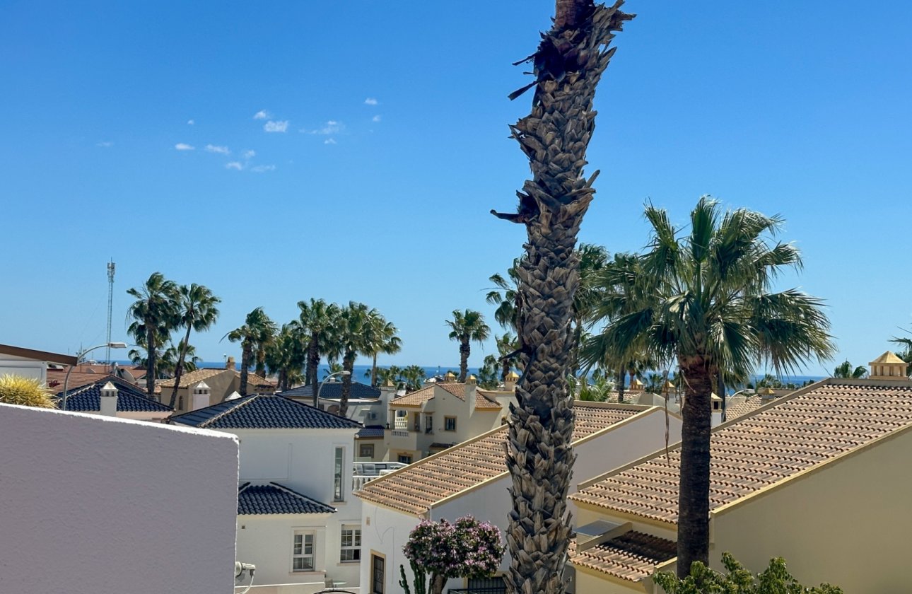 Herverkoop - Town House -
Orihuela Costa - Costa Blanca
