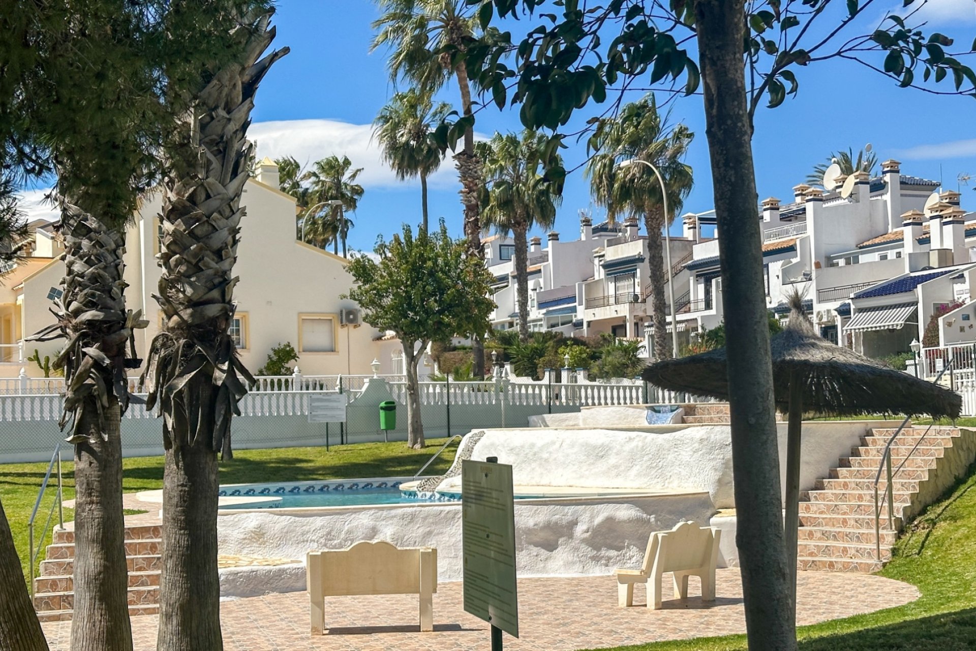 Herverkoop - Town House -
Orihuela Costa - Costa Blanca