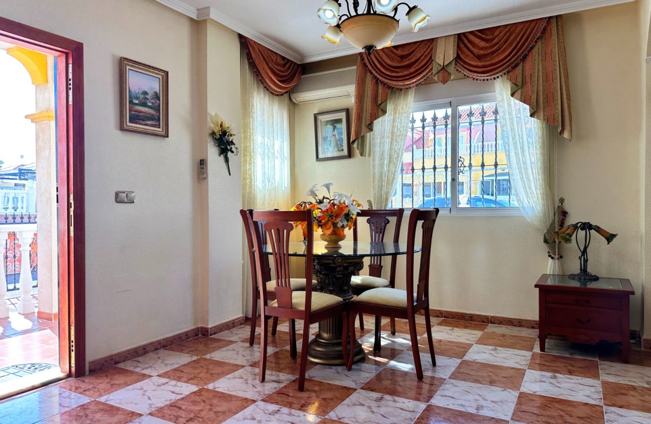 Herverkoop - Town House -
Orihuela Costa - Costa Blanca