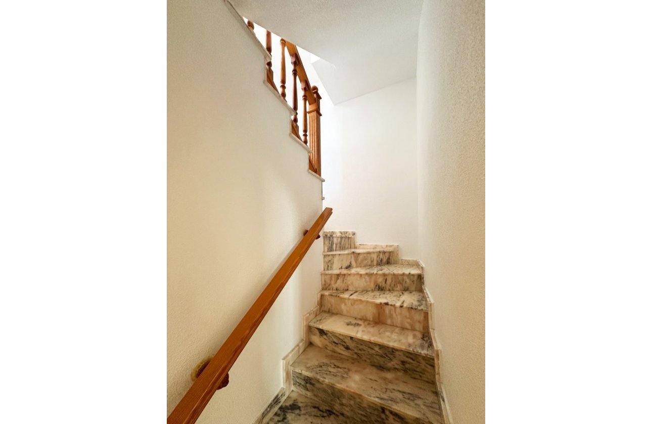Herverkoop - Town House -
Orihuela Costa - Costa Blanca