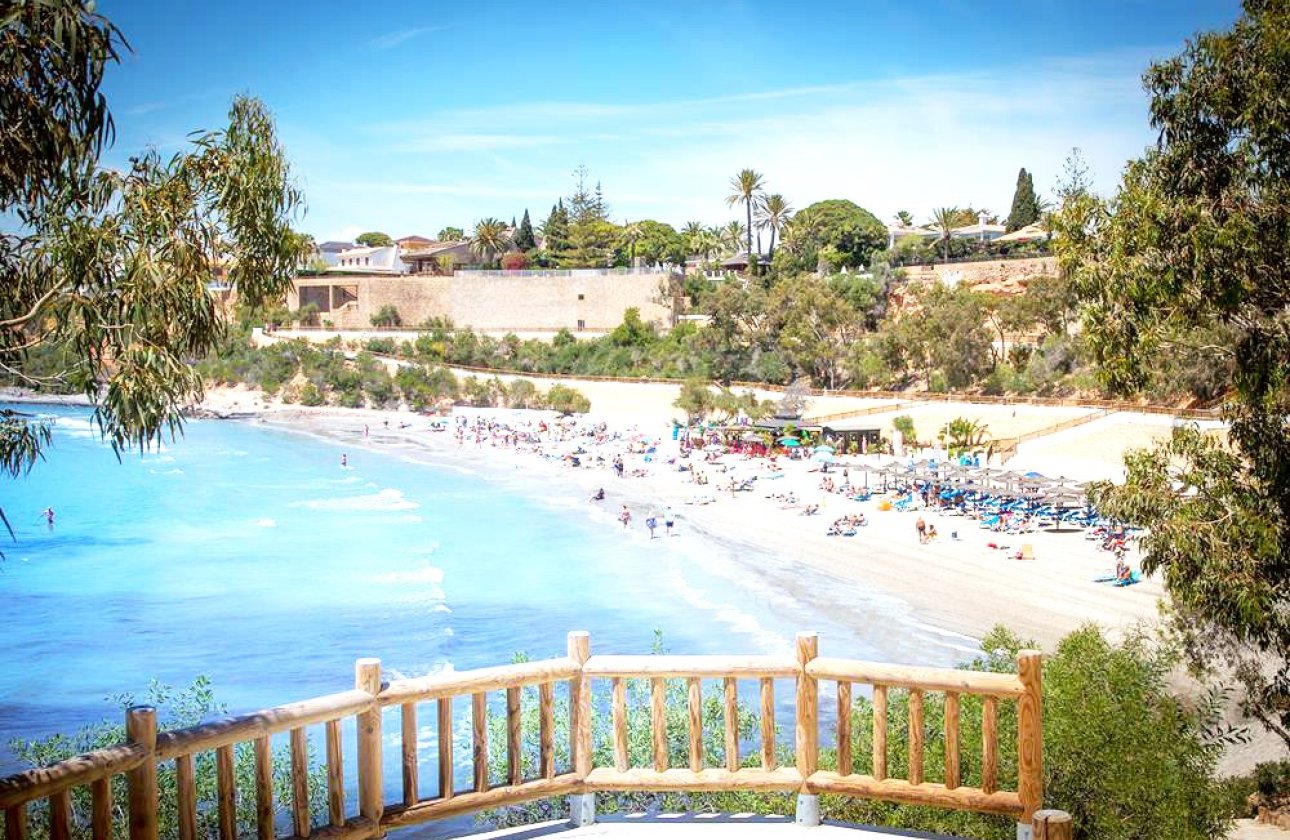 Herverkoop - Town House -
Orihuela Costa - Costa Blanca