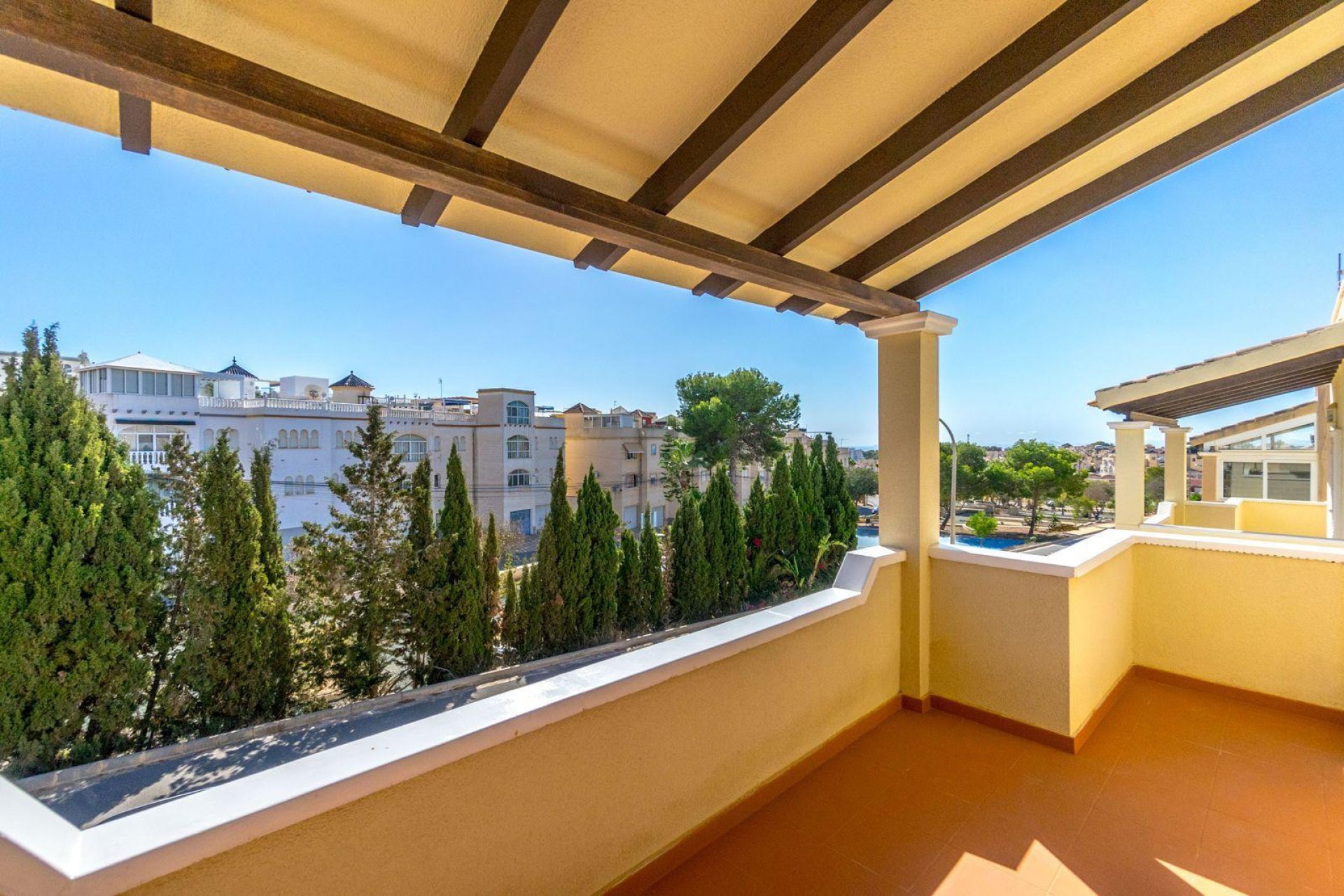 Herverkoop - Town House -
Orihuela Costa - Costa Blanca