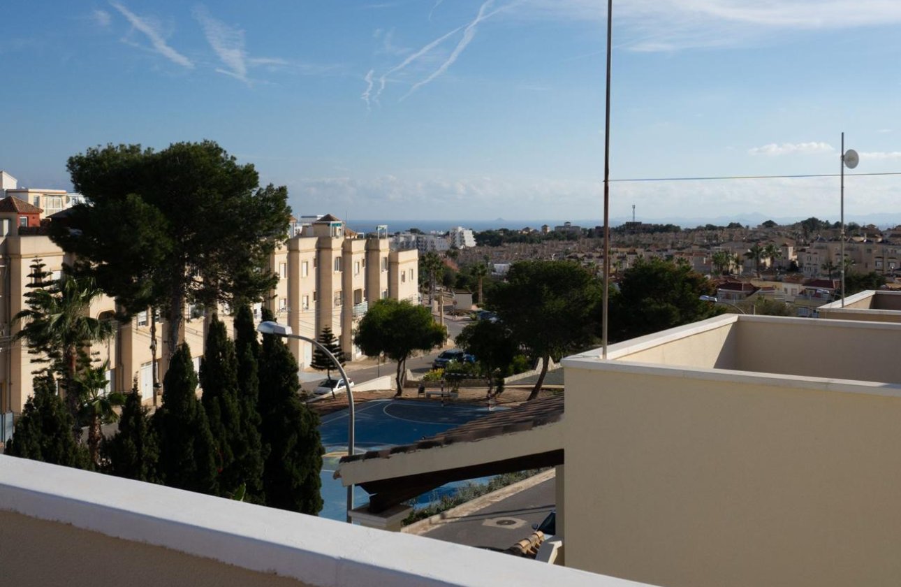 Herverkoop - Town House -
Orihuela Costa - Costa Blanca