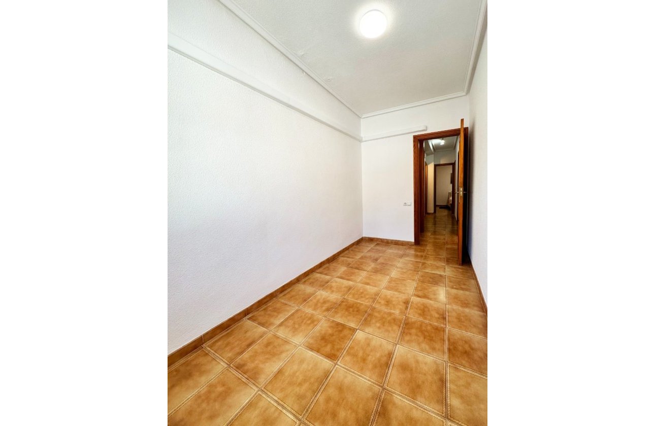 Herverkoop - Town House -
Orihuela Costa - Costa Blanca