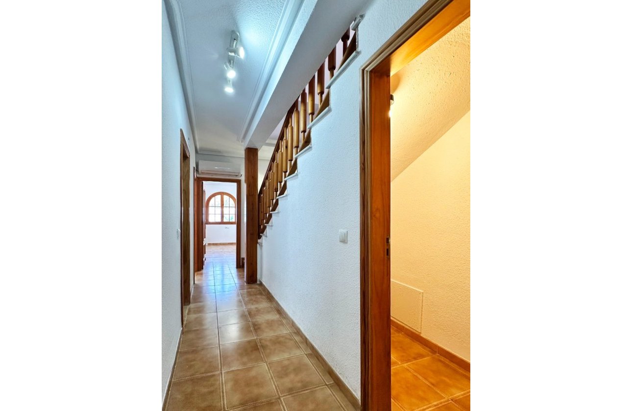 Herverkoop - Town House -
Orihuela Costa - Costa Blanca