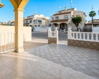 Herverkoop - Town House -
Orihuela Costa - Costa Blanca